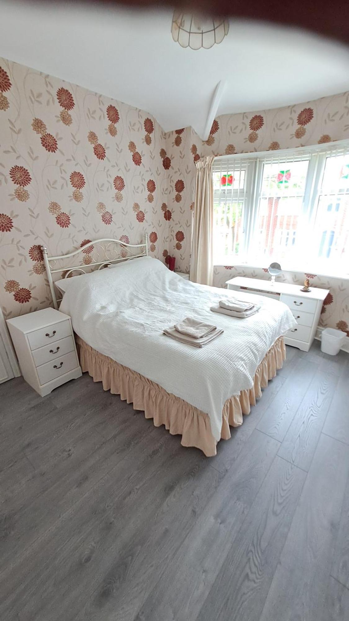 Dalton House - Three Bedroom Property Stretford Free Parking Near The Trafford Centre Манчестер Экстерьер фото